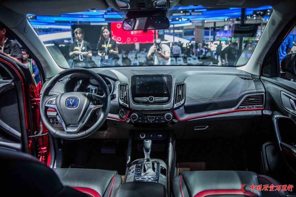 長(zhǎng)安全新SUV CS55將上市 預(yù)計(jì)不到8萬(wàn)