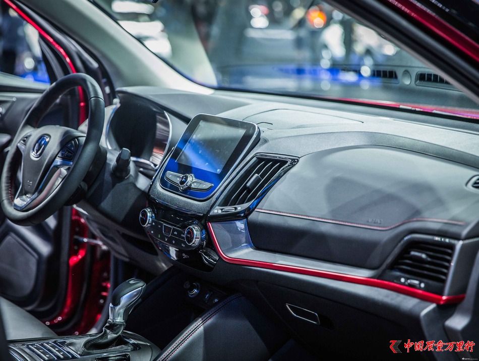長(zhǎng)安全新SUV CS55將上市 預(yù)計(jì)不到8萬(wàn)