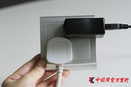 創(chuàng)新改變生活 原來插座也有這么多“技術(shù)經(jīng)”