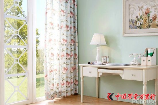 無(wú)限創(chuàng)意節(jié)省空間 溫馨書房必備三寶