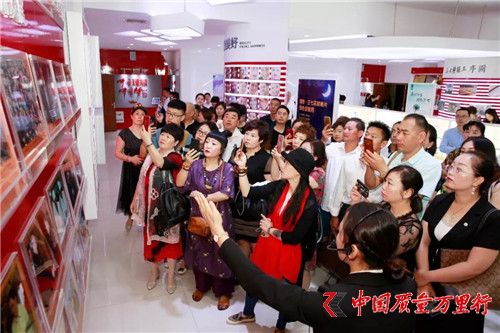 新理想·新征途·新起航·新成果——理想創(chuàng)業(yè)精英市場(chǎng)啟動(dòng)大會(huì)盛大舉行！