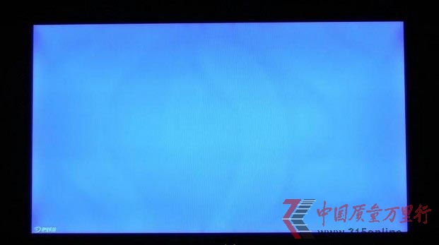 夏普電視頻現(xiàn)花屏漏液 售后維修稱“正�，F(xiàn)象”