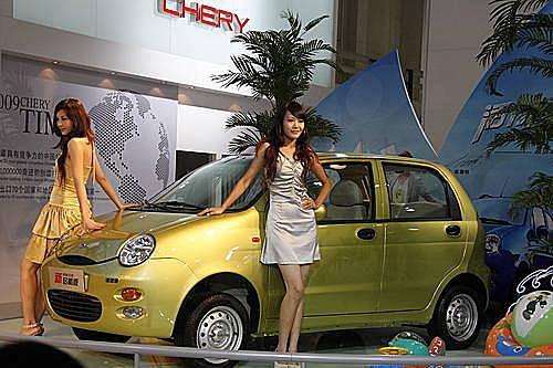 房可《蝸居》車也行 8款低價(jià)兩廂微型車推薦