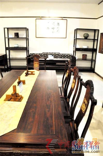 紅木家具遇真假辨識(shí)難題 行業(yè)急需相關(guān)標(biāo)準(zhǔn)約束