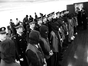 網(wǎng)購公司13人涉嫌詐騙156萬元被訴