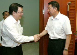 王勇局長禮節(jié)性會見香港衛(wèi)生署署長
