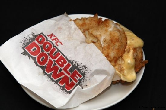 Dϵ»ƳƷpըuh(Double Down burger)