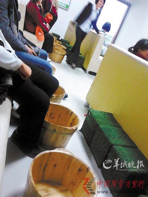 鳳凰張家界四日游變相壓縮景點(diǎn)購(gòu)物占大量時(shí)間