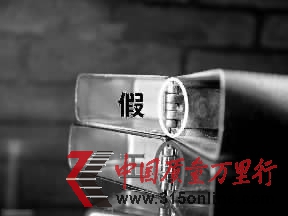 ƷZippoq¿ƬB̎һl̓(dng)wr(sh)2l͕̓(hu)BһlֱٙC(j)t