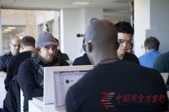 谷歌鼓勵開發(fā)商提早進(jìn)入可穿戴的計(jì)算機(jī)領(lǐng)域