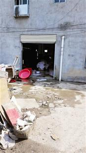 國際標榜造型湖大分店消毒毛巾收費惹質(zhì)疑